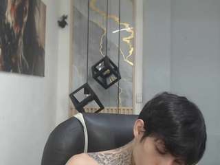 iantwink18 Sex Cam Show