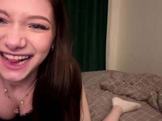 Live webcam model ronnioflynn on Soda Cams