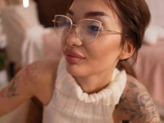 Live webcam model sashafererra on Soda Cams