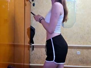 le modèle shantellecirelli est en webcam porno dans un show sur le site camsoda, il possède les tags suivants: ahegao,smoking,ass,oil,orgasm,pov,public,sex toys,sexy,skinny,solo,no drinking,spank,strip,striptease,tease,teen 18,twerk,wet,young adult