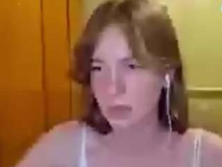le modèle shantellecirelli est en webcam porno dans un show sur le site camsoda, il possède les tags suivants: ahegao,smoking,ass,oil,orgasm,pov,public,sex toys,sexy,skinny,solo,no drinking,spank,strip,striptease,tease,teen 18,twerk,wet,young adult