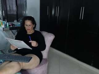 yazminmature