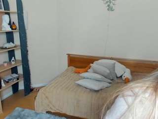 Live stream of hollyjayson