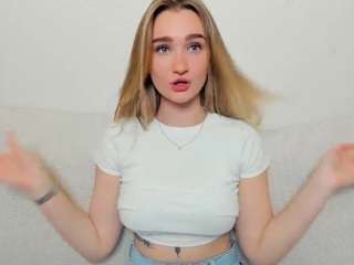 hollyjayson