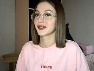 Live webcam model jenniekalkwarf on Soda Cams