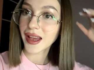 Live webcam model jenniekalkwarf on Soda Cams