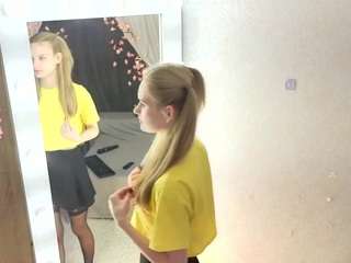 kisapisa's CamSoda show and profile