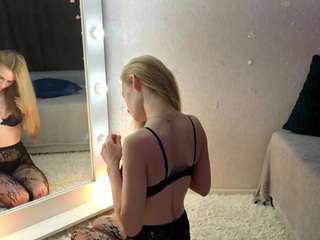 kisapisa Live Webcam on CamSoda