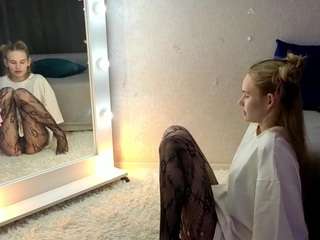 kisapisa Live Webcam on CamSoda