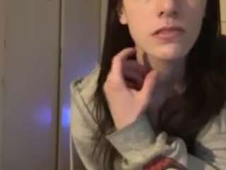 Live webcam model moonnymph0 on Soda Cams