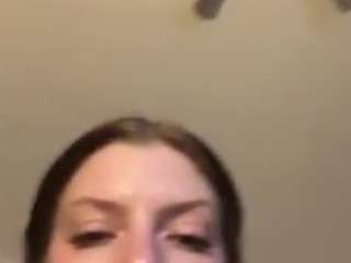 Live webcam model moonnymph0 on Soda Cams