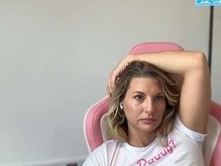 nicolenextdoor