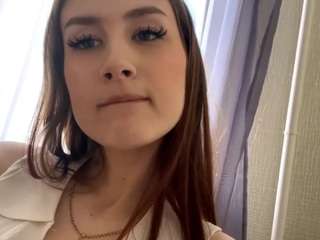 Ця модель зараз онлайн. saraihaddow
