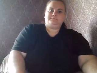 adelacheri live profile