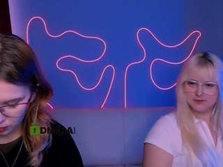 callmevivien's CamSoda show and profile