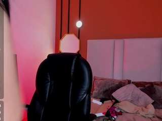 le modèle dakhota-rouge est en webcam porno dans un show sur le site camsoda, il possède les tags suivants: ahegao,nature,toys,tattoos,squirter,skinny,sexy,public,pov,orgasm,no smoking,black hair,no drinking,natural,dildo,blowjob,brown eyes,lush,deepthroat,cum