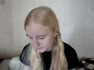 le modèle dennyayoub est en webcam porno dans un show sur le site camsoda, il possède les tags suivants: anal toys,pov,handjob,lingerie,middle aged,naked,natural,nature,nipple piercings,no drinking,public,ass bouncing,skinny,smoking,spank,squirter,strip,striptease,tease,teen 18