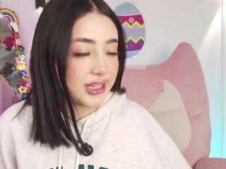 Live webcam model justonecute on Soda Cams