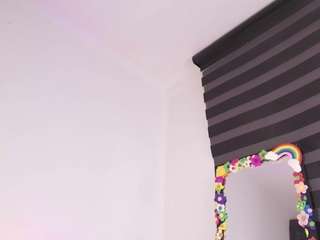 justonecute live webcam show