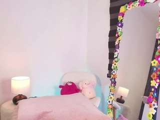 justonecute live webcam show