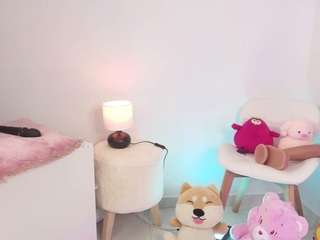 justonecute live webcam show