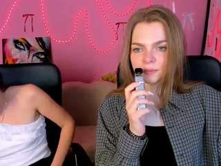 Live webcam model lissa-veils on Soda Cams