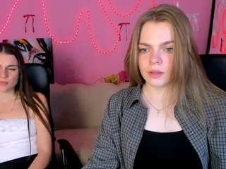 Live webcam model lissa-veils on Soda Cams