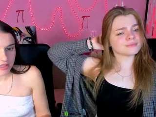 Live webcam model lissa-veils on Soda Cams