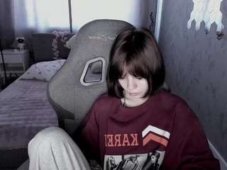 loly-cutt1e