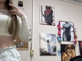 Live webcam model margueritebabeu on Soda Cams