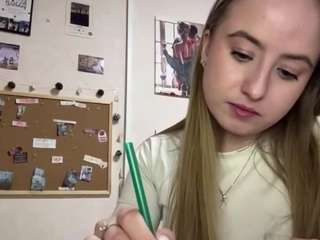 Live webcam model margueritebabeu on Soda Cams