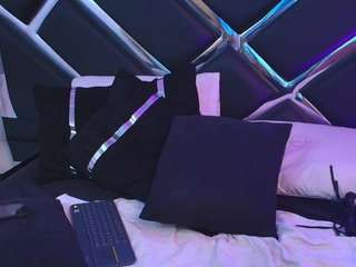 mikeotthon webcam model