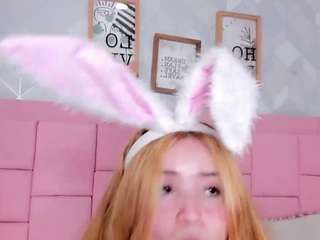 Live webcam model selenamiel on Soda Cams