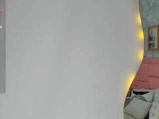 selenamiel live webcam show