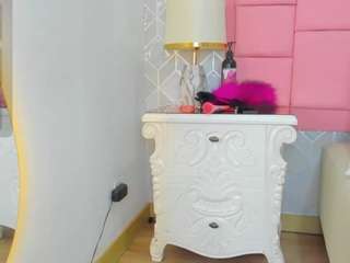 selenamiel live webcam show