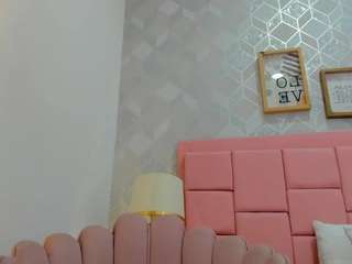 SelenaMiel live cam preview