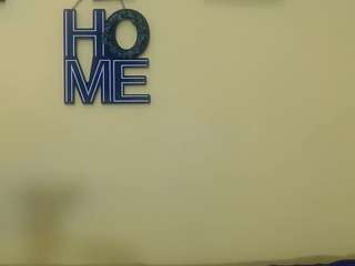 18dulcegatita webcam