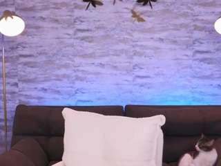 Live webcam model annemallow1 on Soda Cams