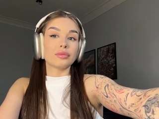 Live webcam model arceliacaminiti on Soda Cams