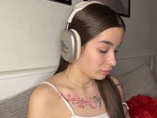 Live webcam model arceliacaminiti on Soda Cams