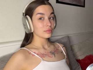 Live webcam model arceliacaminiti on Soda Cams