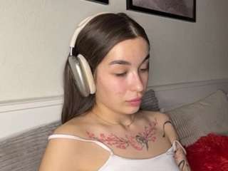 Live webcam model arceliacaminiti on Soda Cams