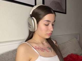 Live webcam model arceliacaminiti on Soda Cams