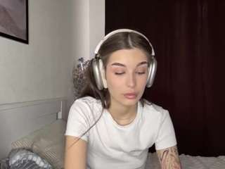 Live webcam model arceliacaminiti on Soda Cams