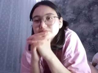 astridvermilyea Live Webcam on CamSoda