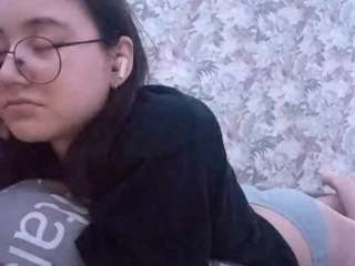astridvermilyea Sex Cam Show