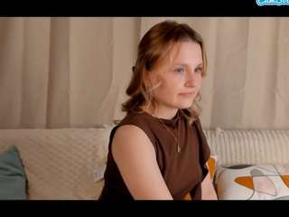 dellaberliner's CamSoda show and profile