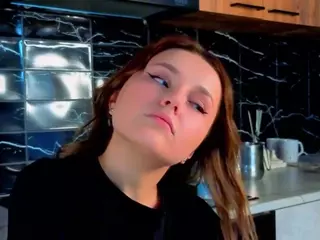 DellaBerliner's Live Sex Cam Show