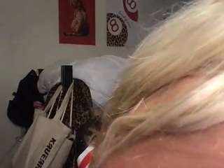 ellie-scott webcam