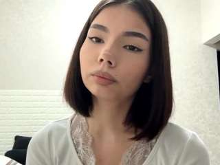 FelisaHarvath live cam — average, black hair, young adult